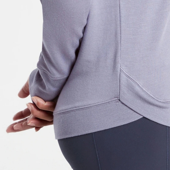 ATHLETA Mindset Sweatshirt in Tempest Violet Grey Purple Tulip Hem Size Medium - Picture 4 of 12